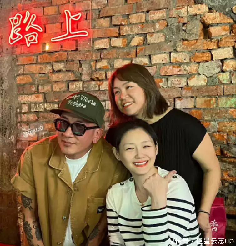 小S两度现身具俊晔庆功会,菜式惹争议,网友:赚来还不够庆功会!下周开始,4大天蝎座大喜躲不掉,世运义愤,金子大奖发不停(图11) 小S两度现身具俊晔庆功会,菜式惹争议,网友:赚来还不够庆功会!下周开始,4大天蝎座大喜躲不掉,世运义愤,金子大奖发不停(图11)