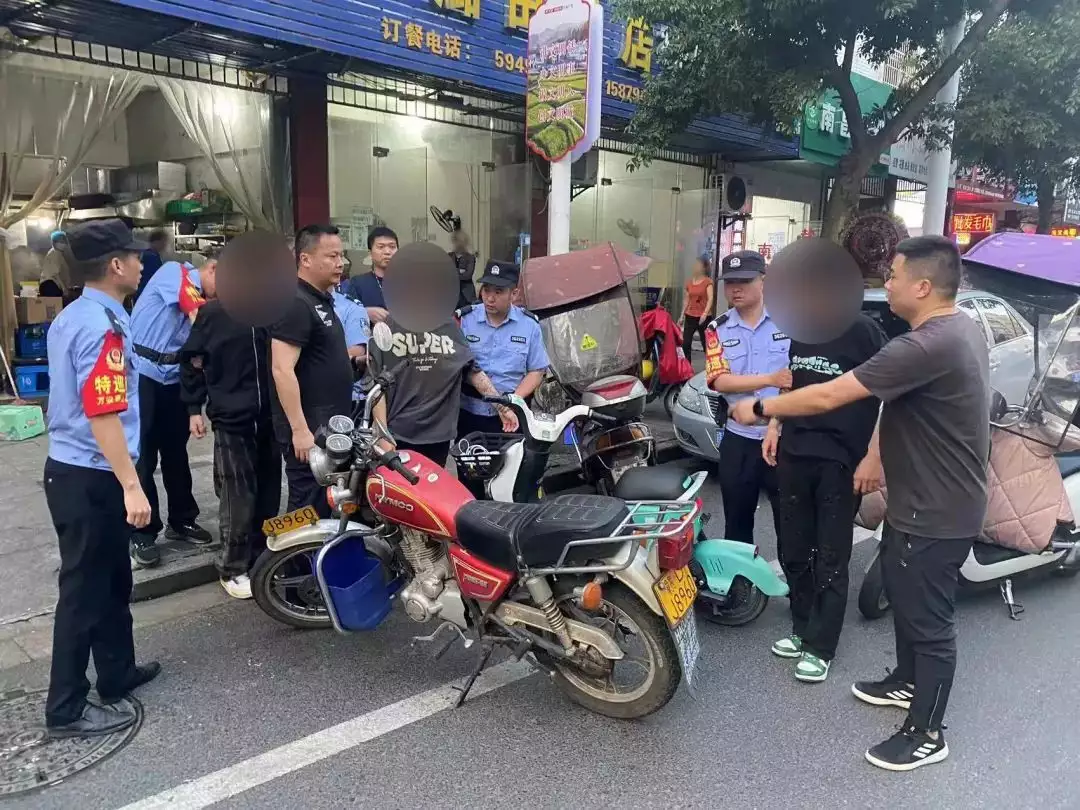 民警下班路上偶然一瞥，3名嫌疑人就被带走……梦露死亡旧照：赤身俯卧在床，姿势古怪，44年后警方才公开她死因