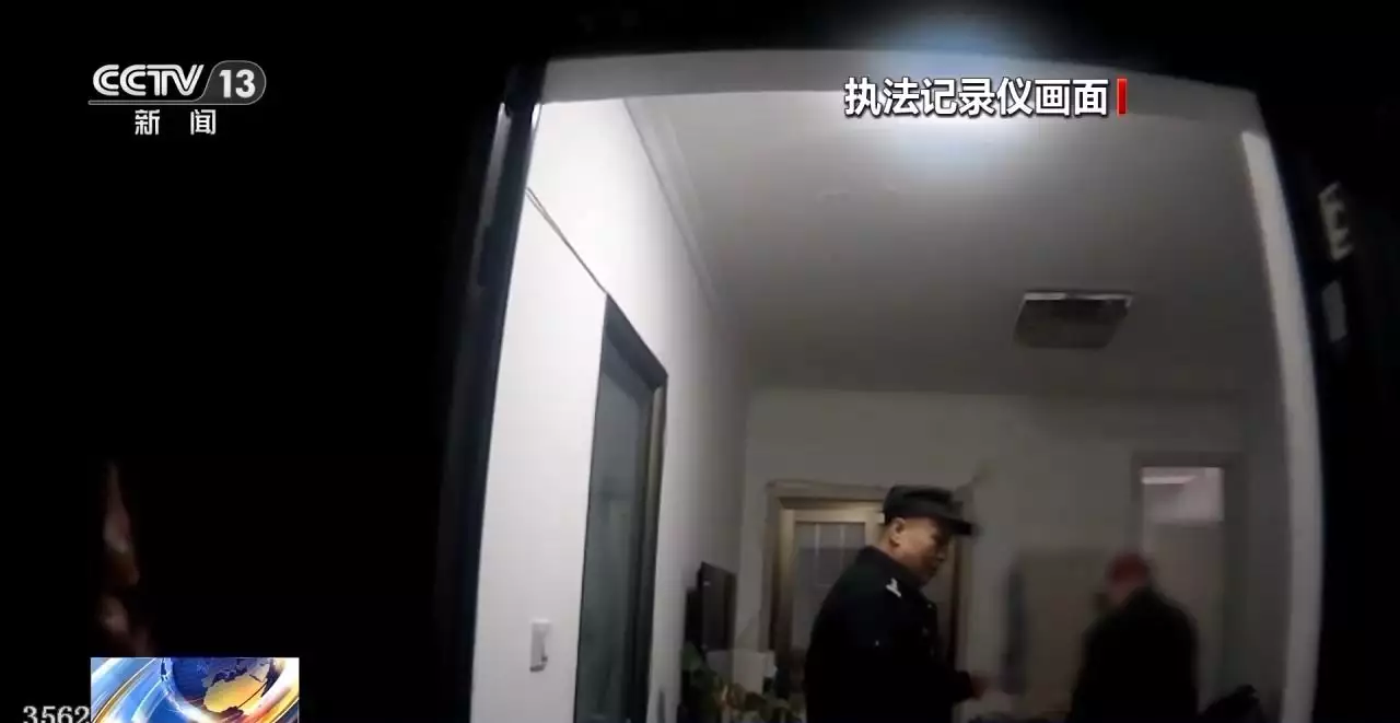 新澳门一码一肖一特一中准选今晚-暖心！老人迷路 民警一路护送回家张三丰为何终身不娶老婆？把他七个徒弟的名字连起来读，就明白了-第2张图片-陕西军卫安保服务公司