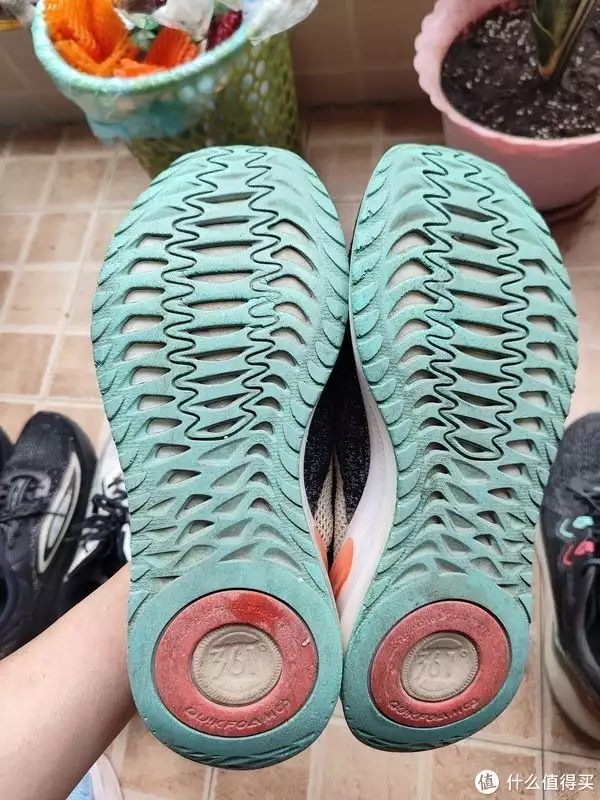 最真实361、鸿星尔克、匹克当红基础跑鞋评测!以色列监狱“拉皮条”事件:长官牵线,诱骗多名女狱警供犯人玩乐3 最真实361、鸿星尔克、匹克当红基础跑鞋评测!以色列监狱“拉皮条”事件:长官牵线,诱骗多名女狱警供犯人玩乐