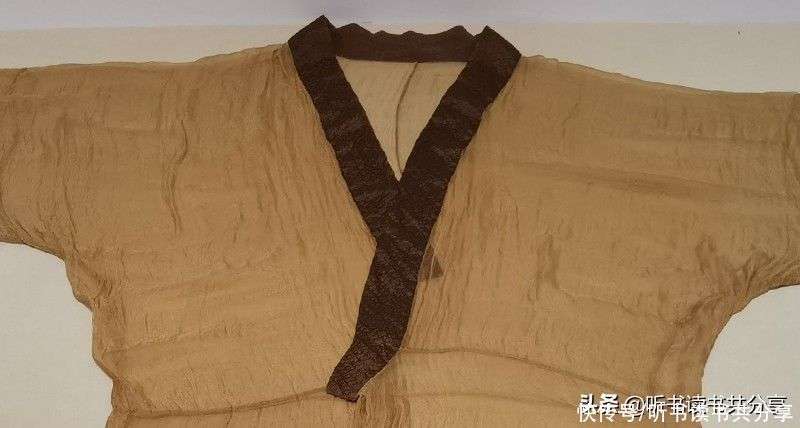 世人都认为白居易无限夸大的《缭绫》,难以表达素纱襌衣的精美_【快资讯】