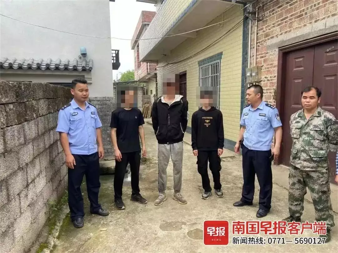 3名男子私自到大明山露营被困！民警彻夜与他们保持通话周迅半裸人体模特画曝光，一幅卖184万！