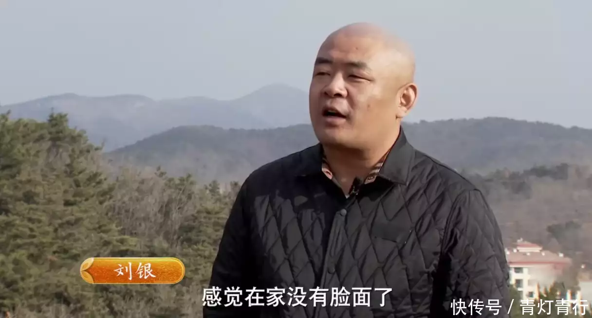 2017年,男子将角蕨石头扔进大海,如今每年坐享上千万“吃播四巨头”现状:2年没俩,尼德直播难忍、胖猴仔为活命减肥(图7) 2017年,男子将角蕨石头扔进大海,如今每年坐享上千万“吃播四巨头”现状:2年没俩,尼德直播难忍、胖猴仔为活命减肥(图7)