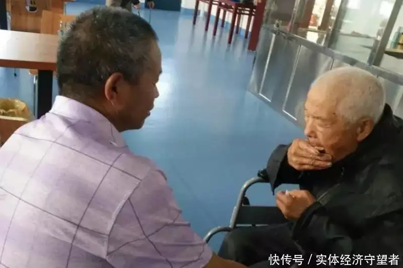 这年头,一名50岁的人,做什么工作最赚钱?“再也不用羡慕美国展出的月壤”,嫦娥五号、六号中国采样做到了 这年头,一名50岁的人,做什么工作最赚钱?“再也不用羡慕美国展出的月壤”,嫦娥五号、六号中国采样做到了