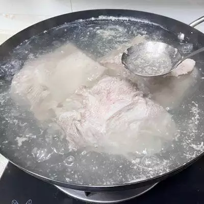 梅菜扣肉的家常做法（梅菜扣肉的家常做法 正宗腐乳怎么做才好吃） 第4张