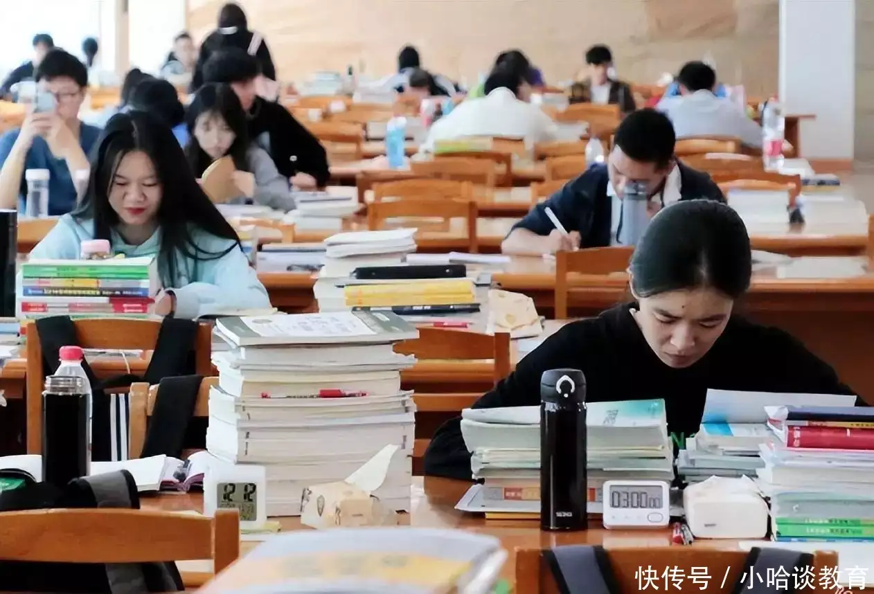 英语四六级有新变化，部分考生将失去报名资格，学习再好也没用