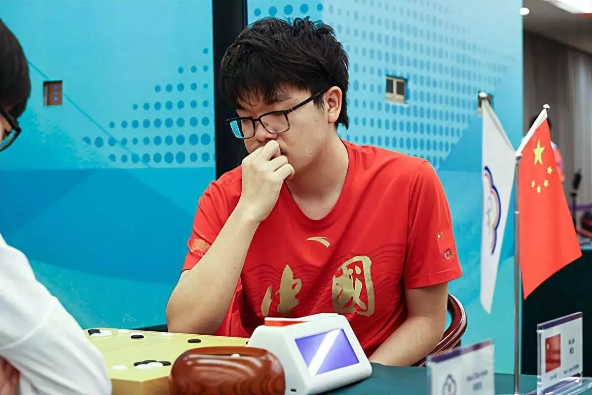 柯洁爆冷输棋获亚运银牌（柯洁爆冷输棋获亚运银牌了吗是真的吗） 第5张