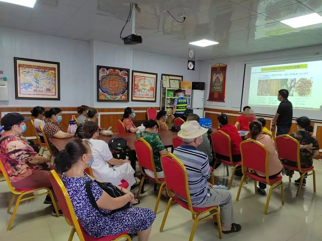 提供免费足浴？“坑”在后面从“慈善家”到“嗜血资本家”，曹德旺这次错的有多“离谱”