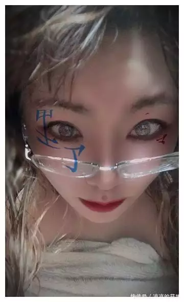 拍三级片的后遗症，成名后身价上亿仍无归属，当初只因失恋冲动为防止父母偷看，女孩发明“加密”课程表，美术生却能轻松破解
