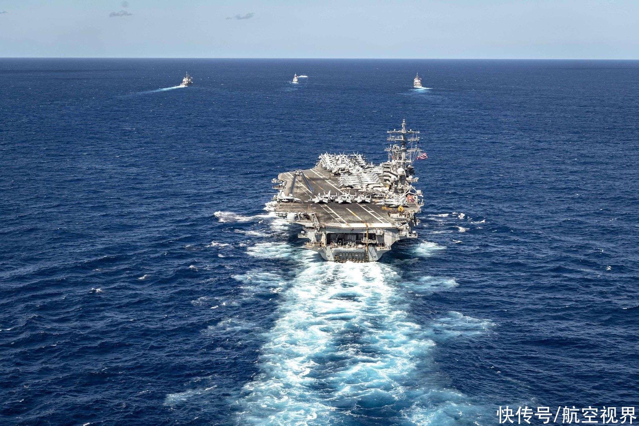 菲律宾挑衅，中国海警亮剑，美航母示威，海事局：解放军南海军演_【快资讯】