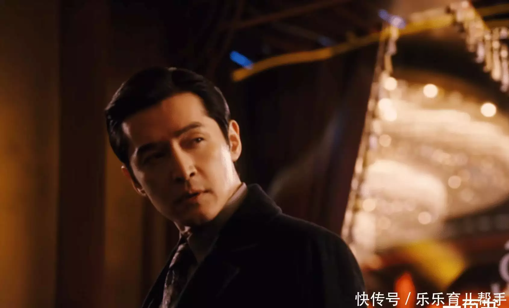 《芬芳》爷叔为何要叫玲子讨债鬼?原因出炉,宝总不选玲子是对的姚居德撞衫杨超越,相差三岁差别大,年纪小就是有优势,你更喜欢谁?(图3) 《芬芳》爷叔为何要叫玲子讨债鬼?原因出炉,宝总不选玲子是对的姚居德撞衫杨超越,相差三岁差别大,年纪小就是有优势,你更喜欢谁?(图3)