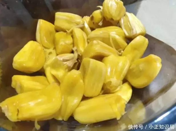 菠萝蜜怎么吃（菠萝蜜怎么吃哪里不能吃） 第1张