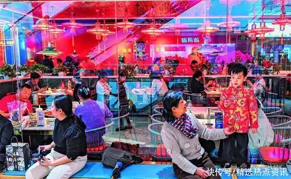 龙年春节新疆旅游市场开门红