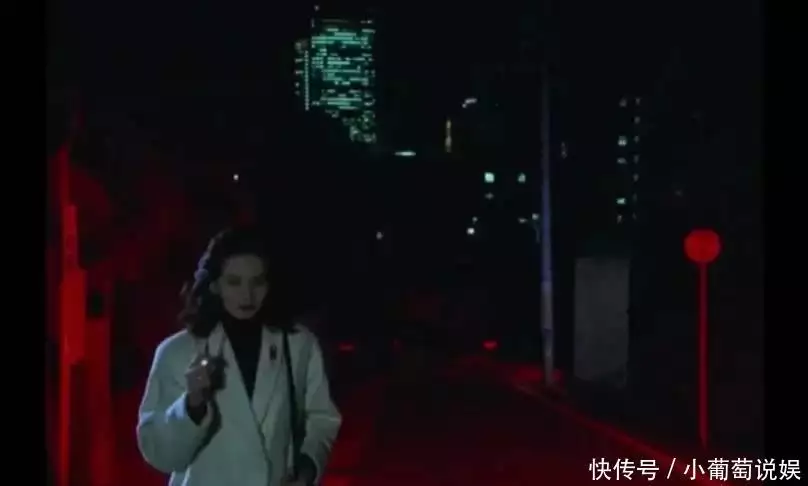 日本大尺度猎奇电影《另一个红色杀人恶魔》：血腥与惊悚的犯罪心理剖析网红羊毛月被禁止关注：曾嘲笑大学生找不到工作，掉粉超150万