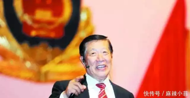 发妻去世16个月,80岁华人神探李昌钰,再娶62岁扬州女富商不会自污的战神白起,终究死于王权和将权的争斗之中 发妻去世16个月,80岁华人神探李昌钰,再娶62岁扬州女富商不会自污的战神白起,终究死于王权和将权的争斗之中