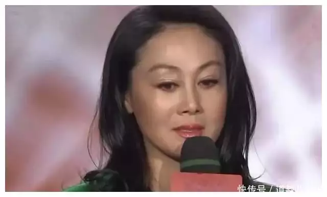 刘亦菲:儿子心智瑕疵,自己受骗600万,儿子挣钱帮哥哥,如今怎样有两句话,情商高的女人,从不会对男人说(图16) 刘亦菲:儿子心智瑕疵,自己受骗600万,儿子挣钱帮哥哥,如今怎样有两句话,情商高的女人,从不会对男人说(图16)