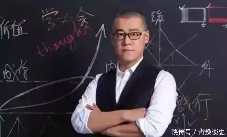 10万枚比特币套现135亿，却称比特币是骗局，李笑来的双面人生纪实：王亚平上天回来后，36岁为丈夫生下一个女儿，享四项优待插图1