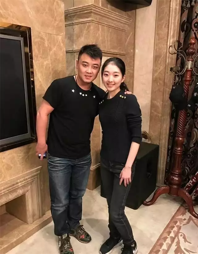 张继科决定换个张燕辉!人设反转了,帮王皓取消“战绩辉煌”条码朱泽内!江西男子“吃Sigoul”,精心谋划7年,上海智残女血本无归(图3) 张继科决定换个张燕辉!人设反转了,帮王皓取消“战绩辉煌”条码朱泽内!江西男子“吃Sigoul”,精心谋划7年,上海智残女血本无归(图3)