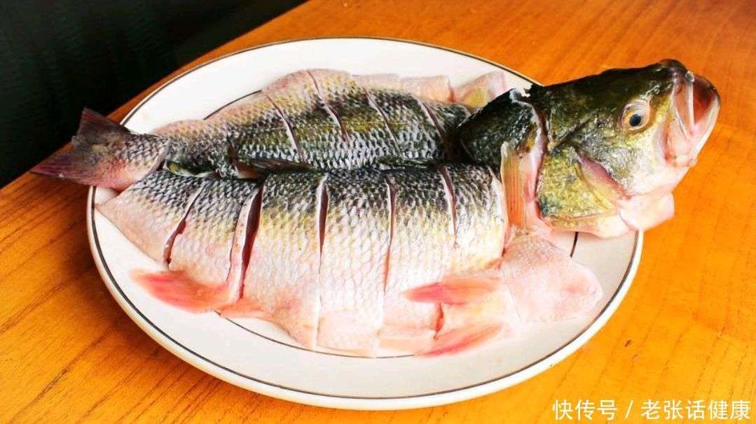 功能。所以说，在平时可以多吃点鱼肉，可以增强体质，有利于降低血糖。