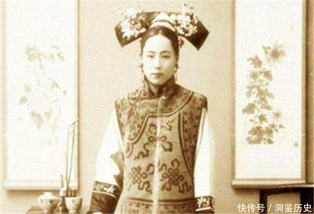 慈禧宠爱女官裕容龄：与太监恋爱4年，因“畸形爱情”被打断腿_【快资讯】
