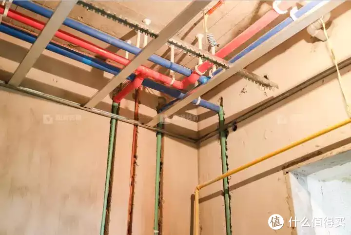 装修水电阶段：打造舒适安全居住环境的基石《庆余年2》举办“沪上相逢”巡映礼，张若昀、田雨爆料幕后(图3)