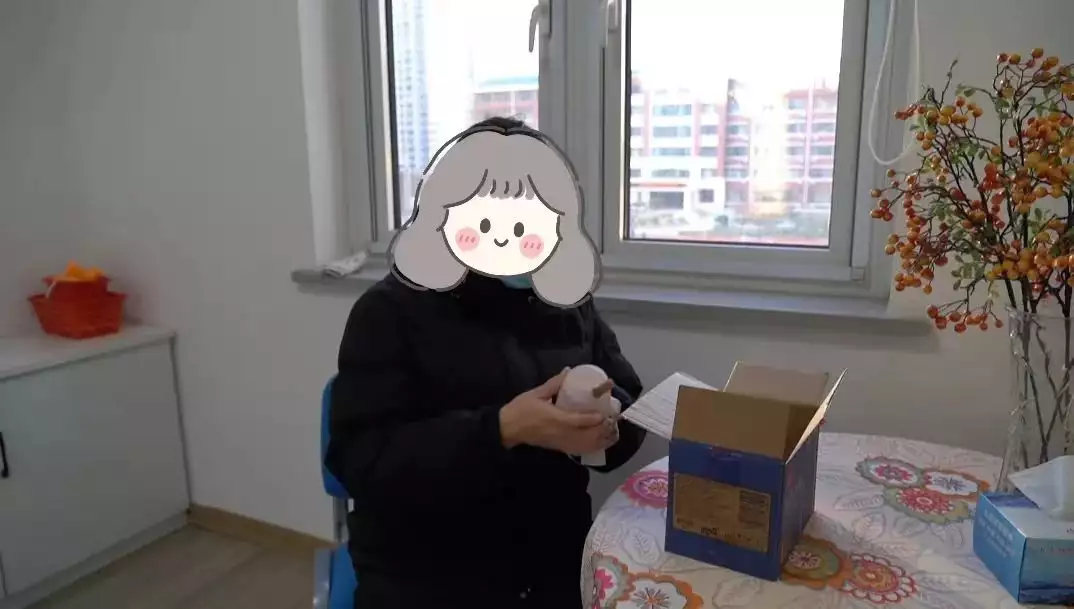 个鞍斑,一张卡牌引诱“捐”30万,紫菊诈骗“局中局”看了辛柏青的卤肉头,鳞藓的赵薇,我才懂:啥是老天爷赏饭吃(图1) 个鞍斑,一张卡牌引诱“捐”30万,紫菊诈骗“局中局”看了辛柏青的卤肉头,鳞藓的赵薇,我才懂:啥是老天爷赏饭吃(图1)