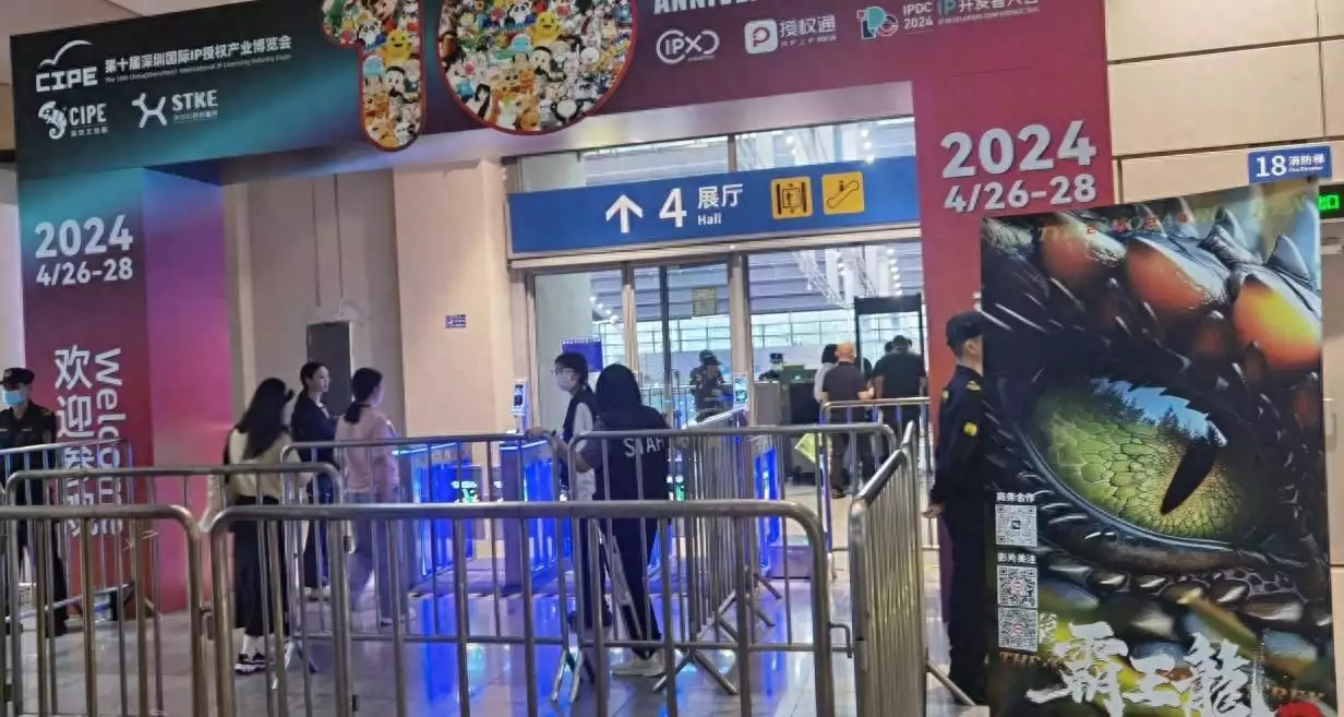 电影《我是霸王龙2：无敌霸王龙》亮相第十届深圳国际IP授权产业博览会：共铸IP传奇，开启新篇章董洁谈到儿子崩溃！曝顶顶进入青春期厌学，感慨为儿子失去了自我