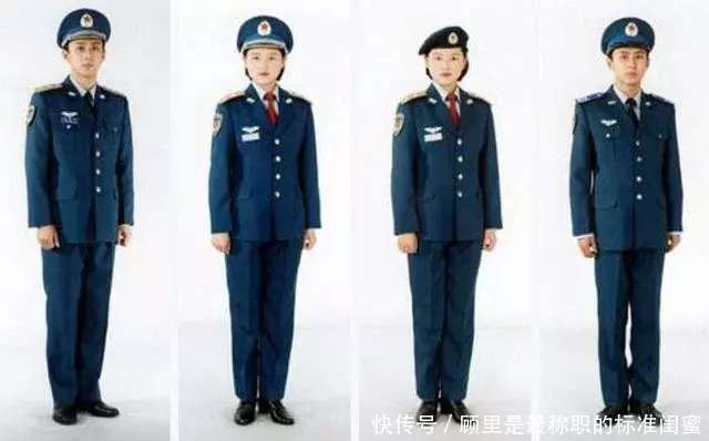 中国人民解放军97式军服:只装备驻港、澳部队和国外武官
