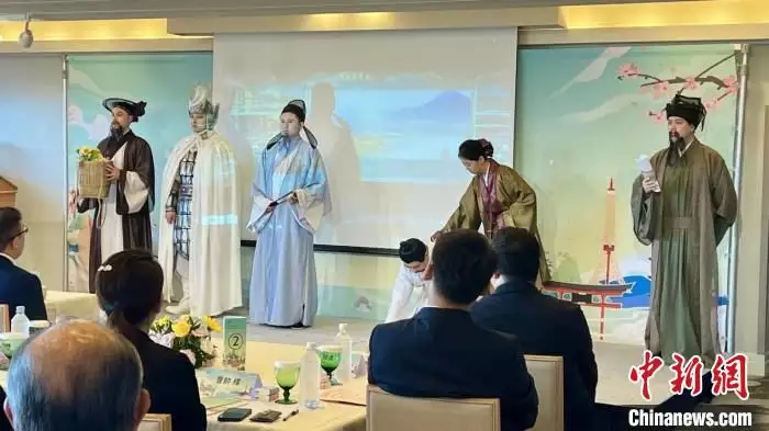 “中国山水看九江” 九江文化旅游专场推介会在东京举办杨丽萍私生活糜乱，上厕所、洗澡全靠男助理，网友：现实版老佛爷