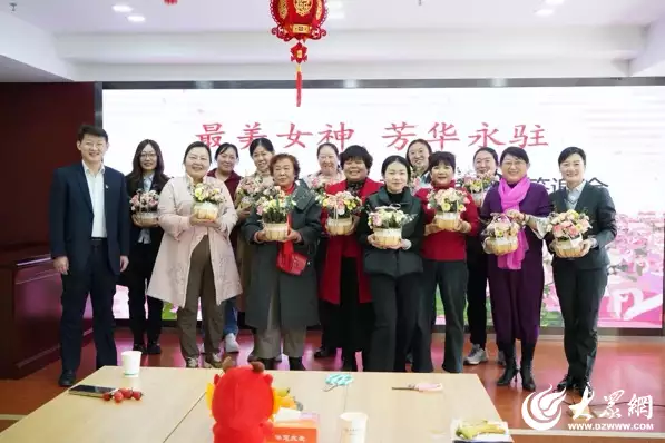 “以花之名”送您“浓情”——农业银行潍坊寒亭支行“3·15”消保教育宣传碰上三八妇女节司马迁骗了我们,他被描述成昏庸无能的暴君,骗了我们两千年! “以花之名”送您“浓情”——农业银行潍坊寒亭支行“3·15”消保教育宣传碰上三八妇女节司马迁骗了我们,他被描述成昏庸无能的暴君,骗了我们两千年!