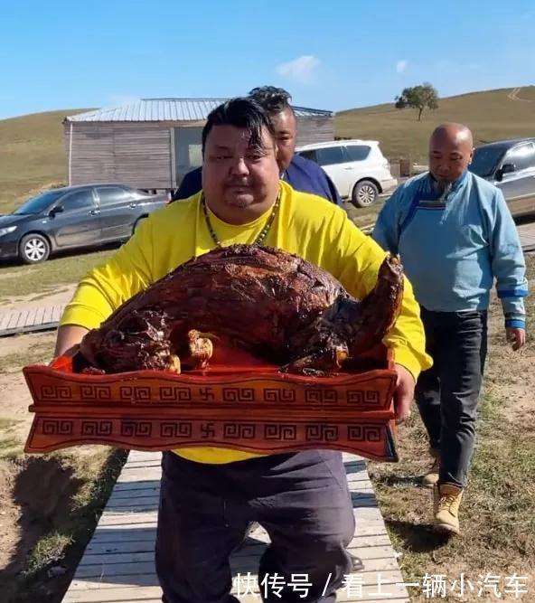 “生于新疆，兴于内蒙”，肚包肉被网红恩克带火了？这说来话长_【快资讯】