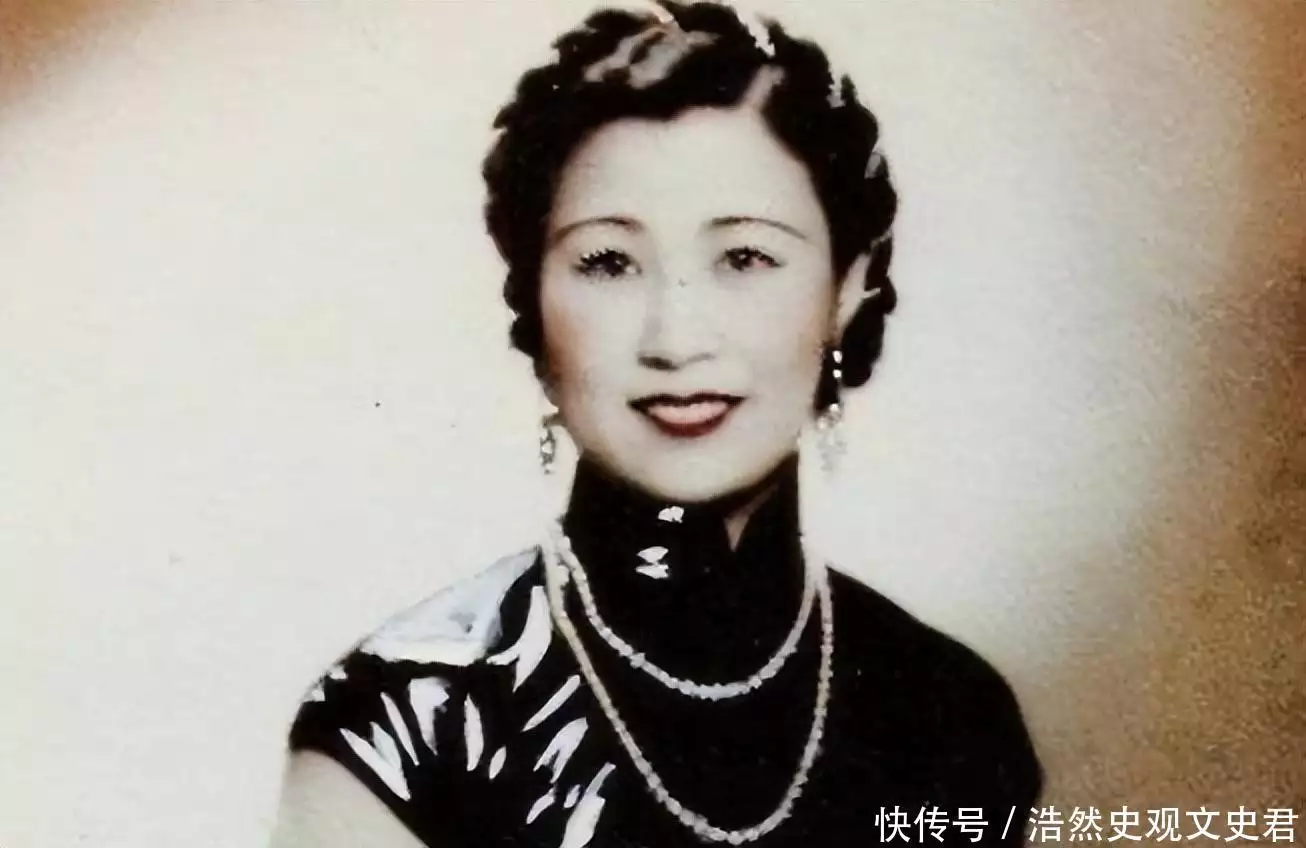 名媛黄蕙兰:随性半生,丈夫是中国总理,晚年惨淡离婚,只剩条狗孙千工作室发文否认恋情:坚决抵制偷拍造谣行为 名媛黄蕙兰:随性半生,丈夫是中国总理,晚年惨淡离婚,只剩条狗孙千工作室发文否认恋情:坚决抵制偷拍造谣行为