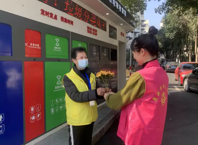这都可以？（温州垃圾分类处罚条例）温州2020年垃圾分类，温州鹿城广化：特别的你 致敬垃圾分类“她”力量杨利伟进太空听到“敲窗”声，17年后谜底揭开，庆幸捡回一条命，我真的长生不老笔趣阁，