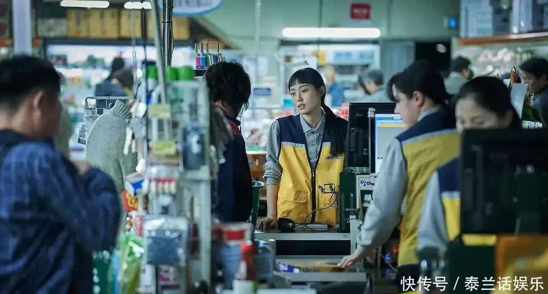 又一韩剧开播成黑马,全程高能看点十足,狂追6集停不下溥仪晚年去理发,一本正经问了理发师一个问题,惹得众人哄堂大笑 又一韩剧开播成黑马,全程高能看点十足,狂追6集停不下溥仪晚年去理发,一本正经问了理发师一个问题,惹得众人哄堂大笑