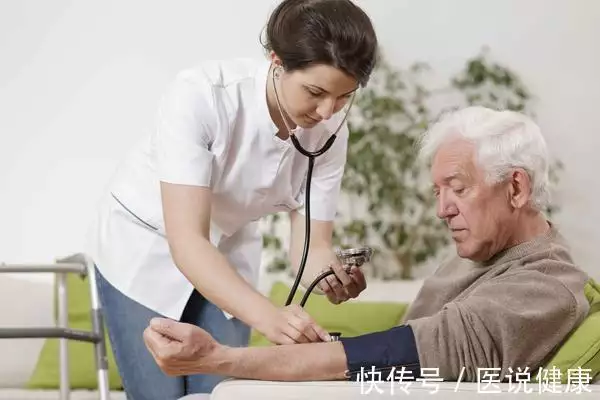 高血压患者，这4种碱性食物适当吃，或能有助于维持血压平衡
