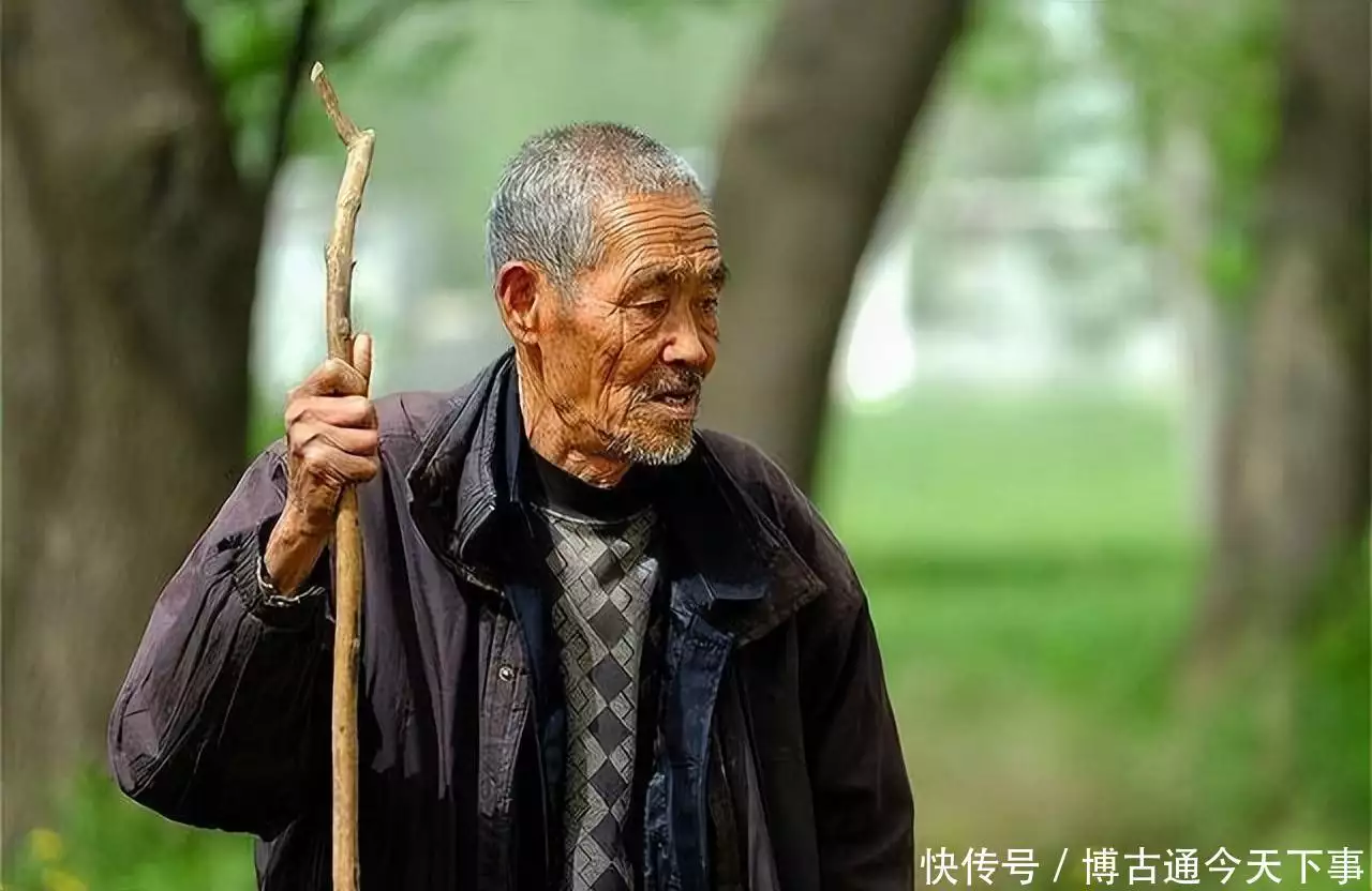 北京败家子偷家中 北京败家子偷家中