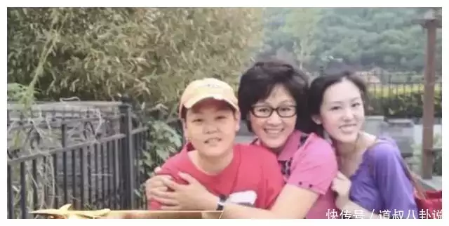 刘亦菲:儿子心智瑕疵,自己受骗600万,儿子挣钱帮哥哥,如今怎样有两句话,情商高的女人,从不会对男人说(图21) 刘亦菲:儿子心智瑕疵,自己受骗600万,儿子挣钱帮哥哥,如今怎样有两句话,情商高的女人,从不会对男人说(图21)