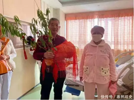 这都可以？（怎么能装怀孕）怎么假装怀孕肚子大 第2张