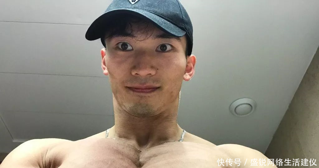 郑少忠这体脂率,像被榨干了