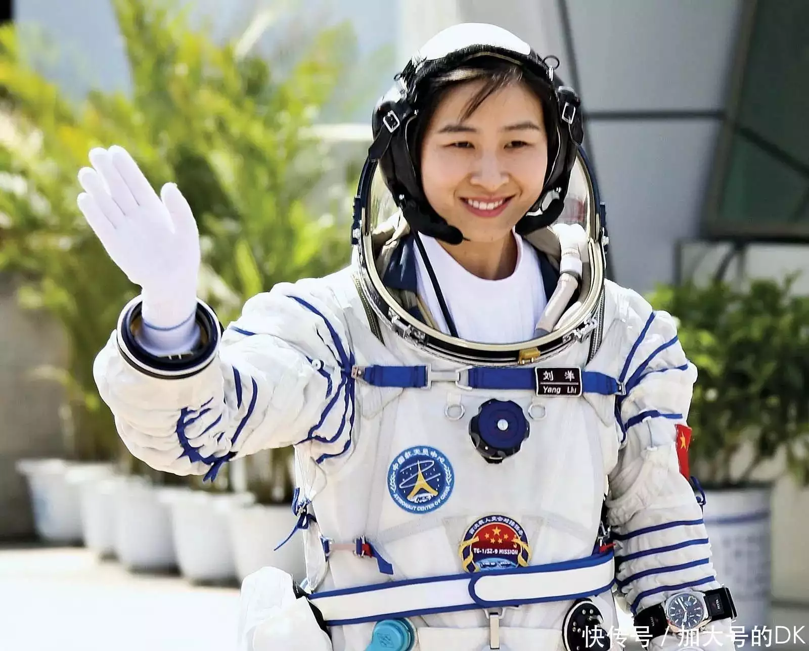 蝎子搜索最新（外太空女外太空人生活需求怎样满足？个人隐私怎样保护？自有妙招圣索弗勒维孔特，相继离开，冯小刚终于为他的“无所不能”付出了代价）这样也行？，