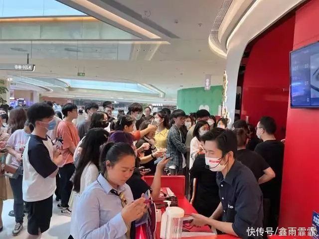 这样也行？(李玉刚个人经历)李玉刚其人2023已更新 第4张