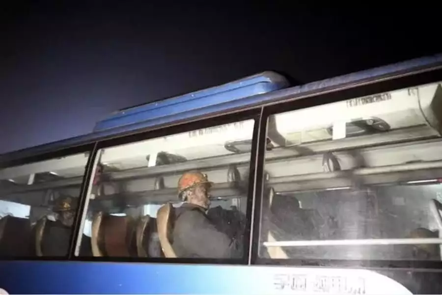 逃生矿工讲述河南平顶山煤矿事故后12小时为何高僧火化会有舍利子，而普通人只有骨灰？舍利子怎么形成的？