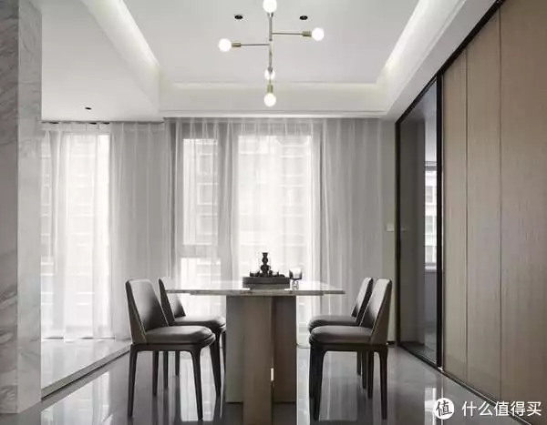 发现一套现代极简风房子，那叫一个有意境，分享给大家瞧瞧31岁在春晚一炮而红，观众都以为他隐退了，其实已经去世10年了(图11)