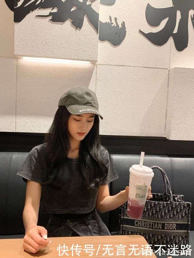 网红女神潘敏,你怎么这么好看?_【快资讯】