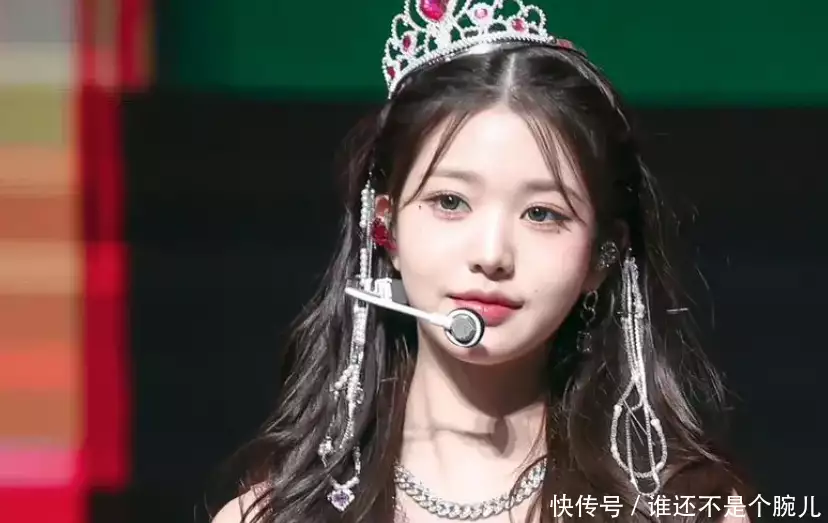 一扭屁股惊天下!这一次,张元英要“扭”到韩国财阀的眼里去了吧电影《困在时间里的父亲》:时光囚牢中的父爱挽歌 一扭屁股惊天下!这一次,张元英要“扭”到韩国财阀的眼里去了吧电影《困在时间里的父亲》:时光囚牢中的父爱挽歌