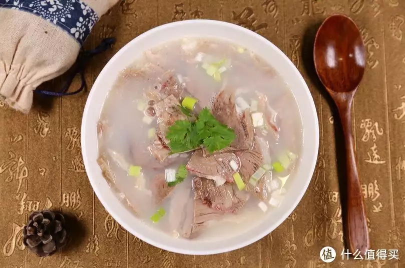 羊肉汤的做法及配料羊肉汤怎么熬（羊肉汤的做法及配料羊肉汤怎么熬） 第3张