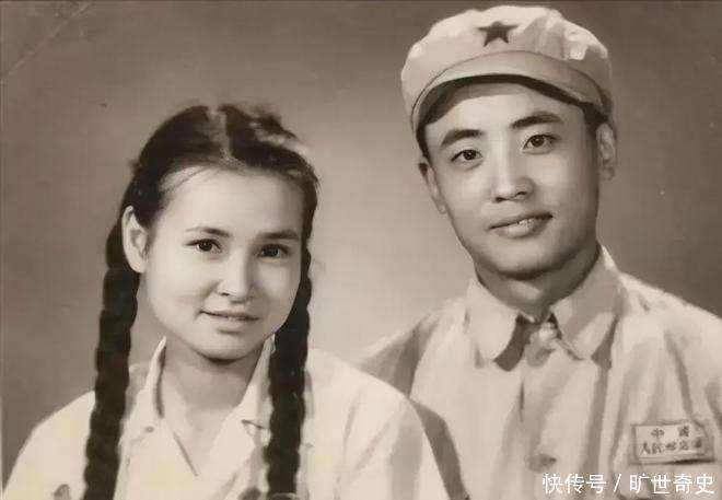 50年代,林徽因女儿梁再冰和丈夫结婚照,长得秀美温婉和母亲神似_【快资讯】