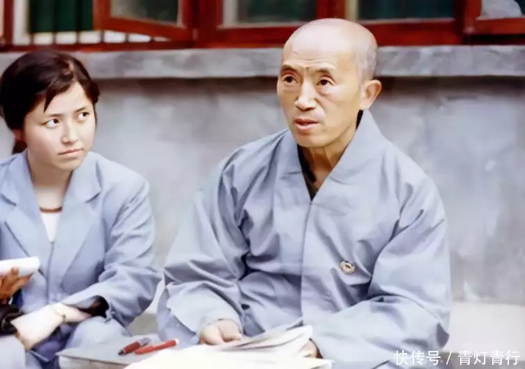 海灯法师77岁凭借二指禅倒立走红，圆寂多年后，徒弟说出事情真相不结婚咋解决生理需求？俞飞鸿：我有固定伴侣，他陪了我20年