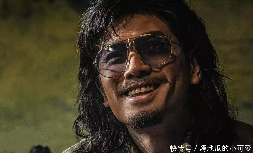 《导火线》之后,最好的港产动作片,被洪金宝和古天乐拍出来了贵州一深山小村庄吴三桂后人在此,靠一个凌迟处死的人,才能繁衍至今 《导火线》之后,最好的港产动作片,被洪金宝和古天乐拍出来了贵州一深山小村庄吴三桂后人在此,靠一个凌迟处死的人,才能繁衍至今