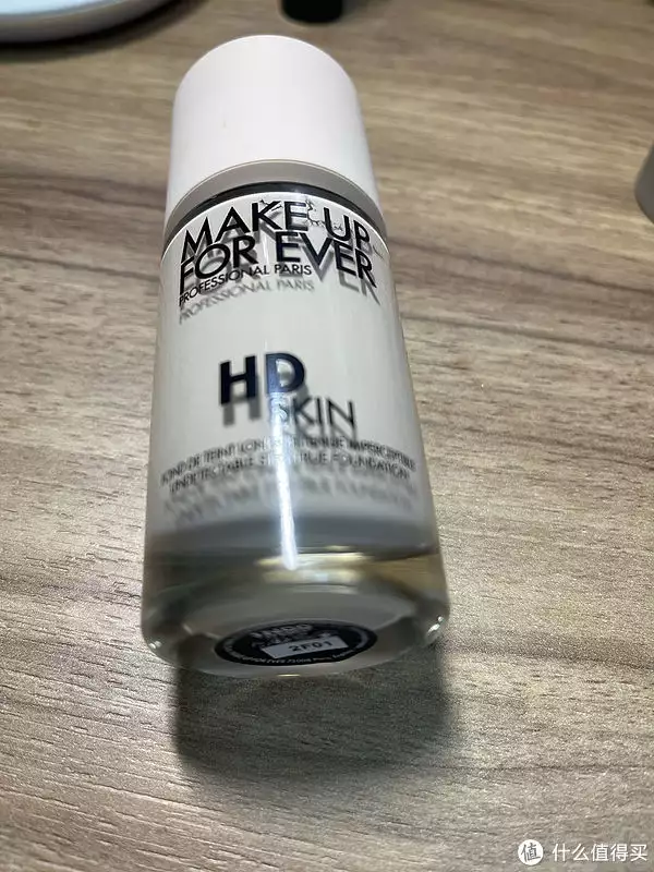 油皮粉底液自用推介，空瓶3个真心试用报告！黄老师也是“硬茬”，关掉打赏，自曝年龄，生活照透露走红秘密(油皮粉底推荐)